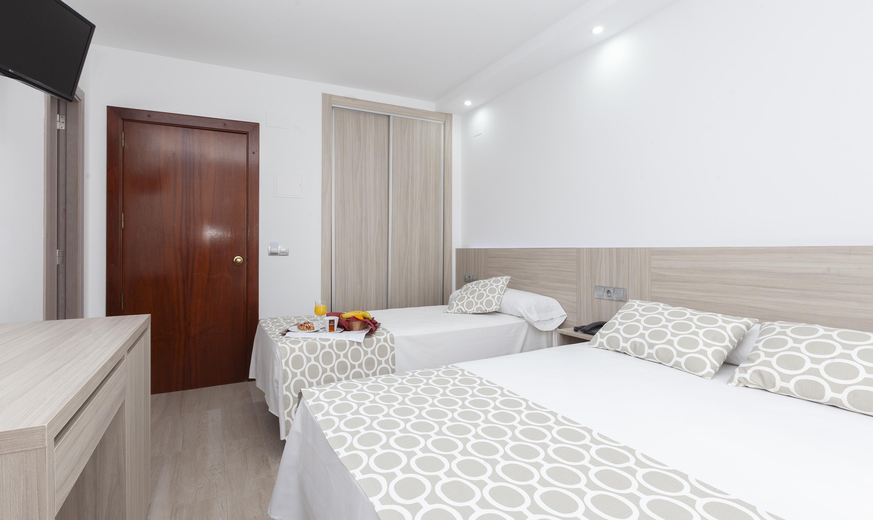 Hotel Olympia Ronda II Puig Exterior foto