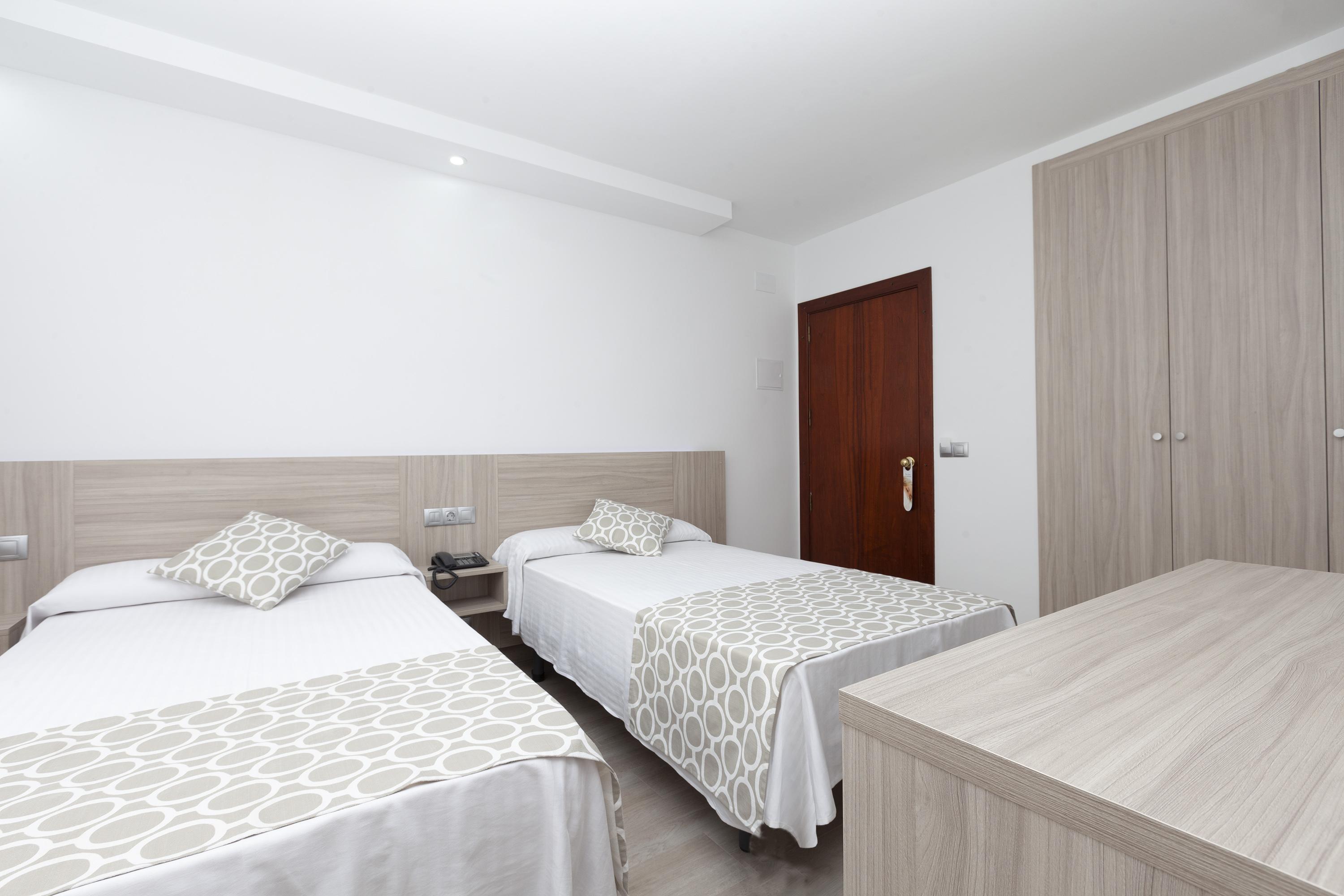 Hotel Olympia Ronda II Puig Exterior foto